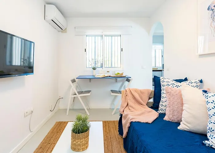 شقة De Un Cerca De La Playa إِستيبونا