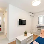 Apartamento De Un Cerca De La Playa Estepona